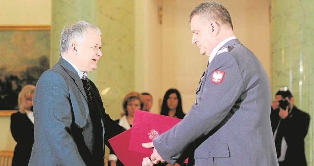 Kwiecień 2007 r. Prezydent Lech Kaczyński powołuje gen. Andrzeja Błasika na dowódcę Sił Powietrznych