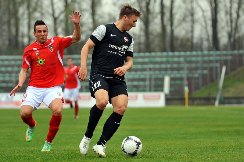 Zagłębie Sosnowiec - Bytovia Bytów 1:1. Remis w meczu na szczycie II ligi [ZDJĘCIA]