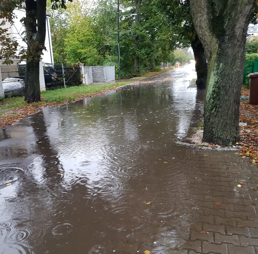 Za każdym razem w czasie ulewnych deszczy ulica Czorsztyńska...
