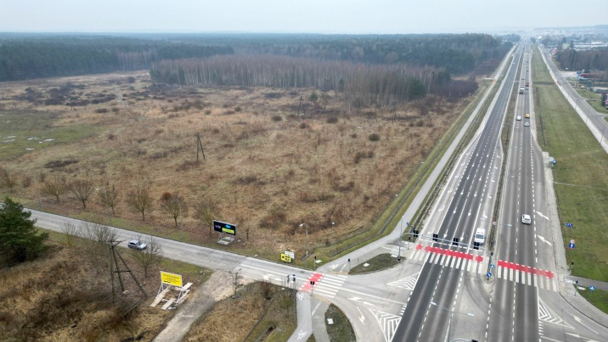 McDonald's i markety powstaną przy wjeździe do Kielc od Morawicy. Zobacz zdjęcia z drona