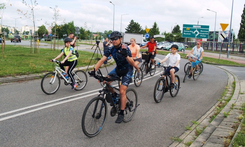 Na uczestników rajdu czeka niespełna 30 km trasa. Start o...