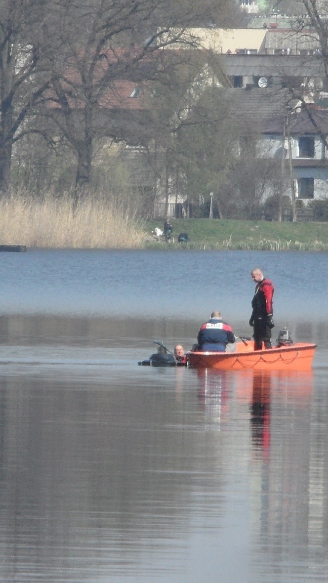 Aeratory na Jeziorze Paprocańskim.