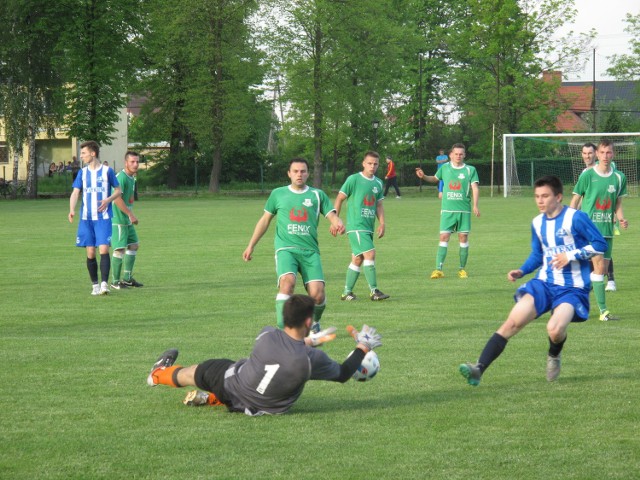 Stal Rzeszów pewnie pokonała grający w A klasie Strzelec Dąbrowica w meczu Pucharu Polski