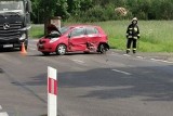 Gmina Przytyk. Wypadek w Oblesie. Zderzyły się dwa samochody, jeden z kierowców w szpitalu