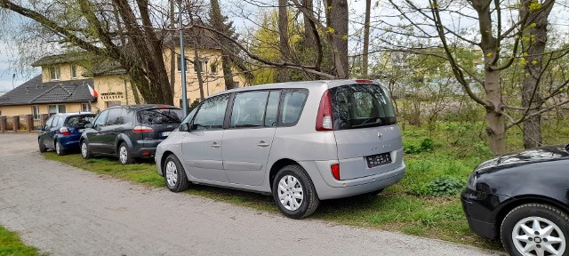 Teren przy ul. Batorego w okolicy Doliny Gęśnika