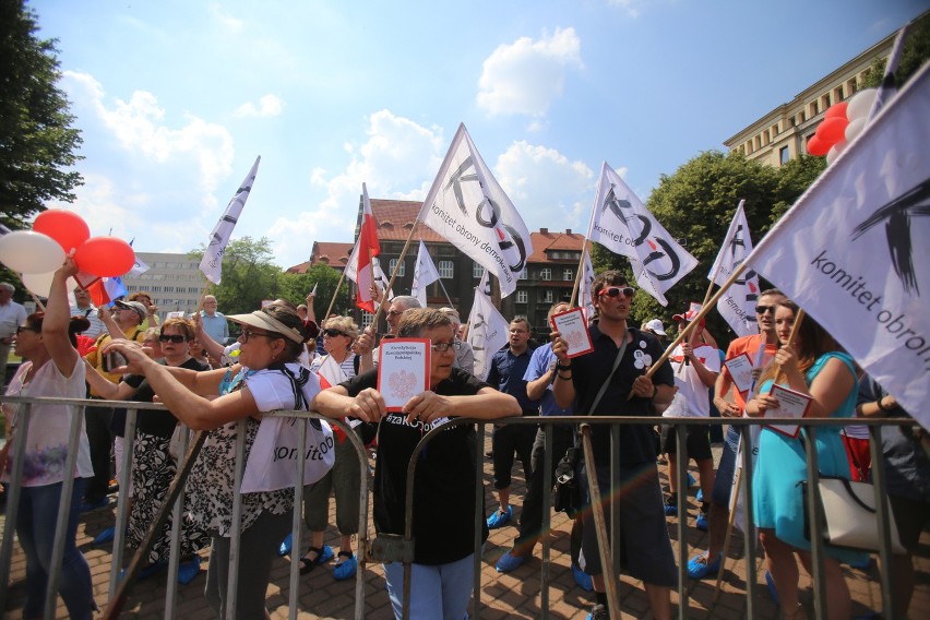 Protest KOD w Katowicach