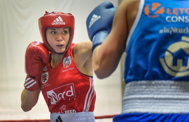 Aneta Rygielska w półfinale mistrzostw Europy pokonała mistrzynię olimpijską i dwukrotną mistrzynię świata Turczynkę Surmeneli