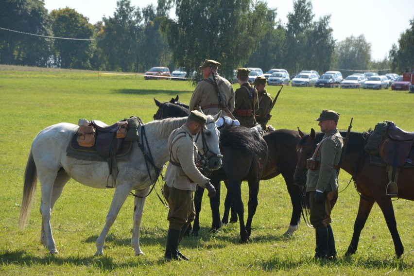 "Hubal- ostatni żołnierz września". Widowisko historyczne w Grzybowie [ZDJĘCIA]