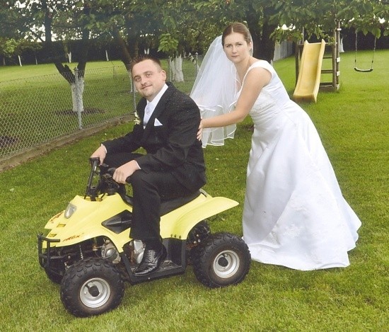 Justyna i Marcin pobrali się w czerwcu, ale razem są już cztery lata.