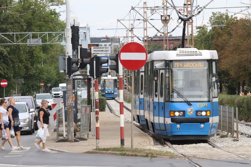 Średni wiek wrocławskich tramwajów to 24 lata. Ponad połowa...