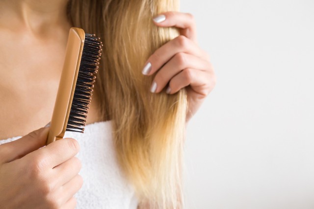 W pielęgnacji włosów ważny jest nie tylko dobór odpowiednich kosmetyków, ale też akcesoriów.