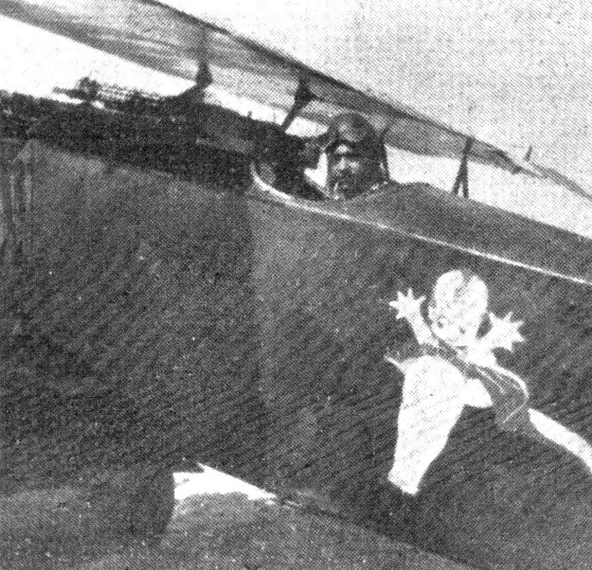 Bartkowiak w kabinie Fokkera Bi-Ba-Bo.