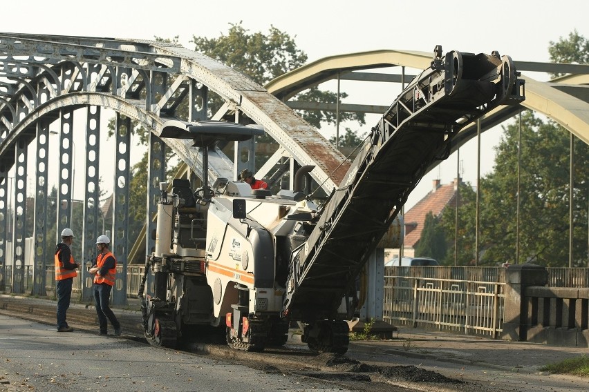 Ruszyła przebudowa południowego mostu Jagiellońskiego (ZDJĘCIA, OBJAZDY)