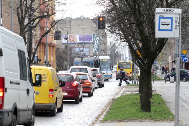 Remont Hubskiej ma potrwać do końca przyszłego roku. Ulica zostanie całkowicie zamknięta dla ruchu.