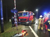 Wypadek na przejeździe kolejowym na drodze krajowej 11 w Tarnowie. Zderzył się dwa samochody ciężarowe