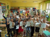 Zakończenie roku szkolnego 2020/2021 w Szkole Podstawowej nr 70 w Łodzi (zdjęcia z piątku 25 czerwca)