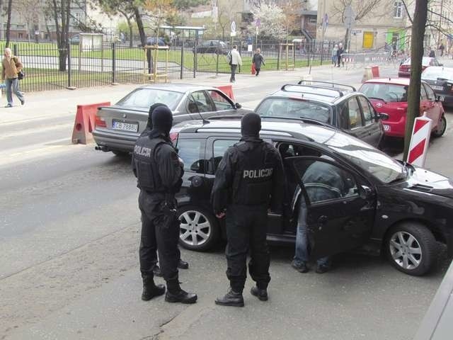 „Kadafiego” złapano w grudniu 2011 roku, natomiast jedno z innych zatrzymań miało miejsce na ul. Warszawskiej w Bydgoszczy, pod oknami naszej redakcji