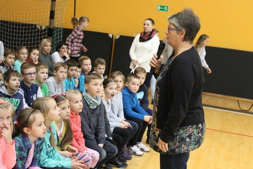 Dorota Zawadzka spotkała się z uczniami i rodzicami.