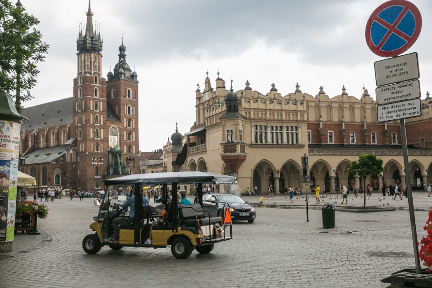 Meleksiarze ignorują nowe przepisy. Chaos w centrum Krakowa trwa