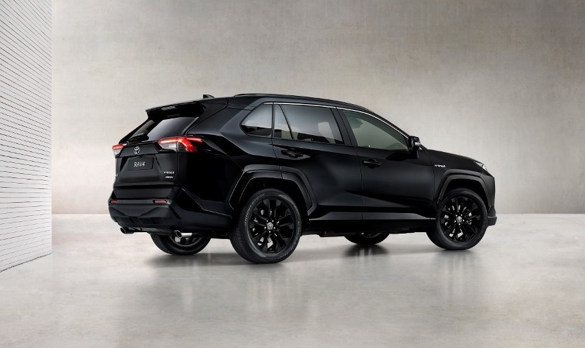 RAV4 Hybrid Black Edition by JBL to nowa edycja limitowana...