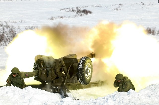 Rosyjskie wojska atakują na kilku odcinkach frontu.