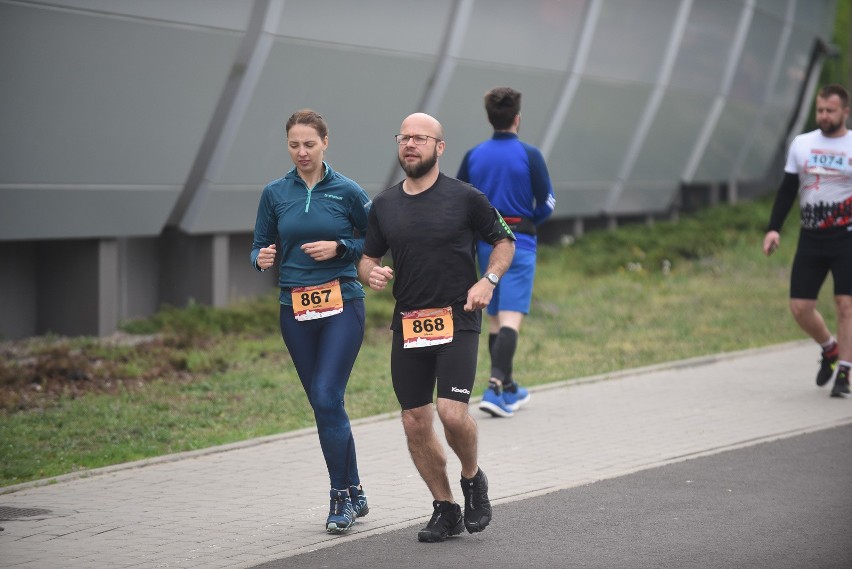 Przed startem do biegu głównego "Run Toruń 2019 - Zwiedzaj...