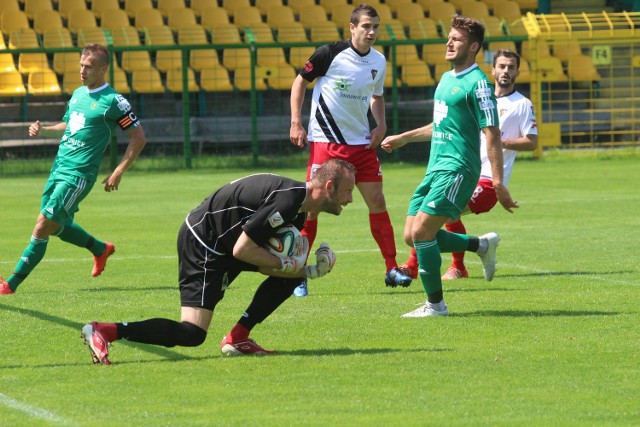 W przedsezonowym sparingu Zagłębie Sosnowiec wygrało z GKS Katowice na Bukowej 2:1. W 2. kolejce będą już derby o punkty