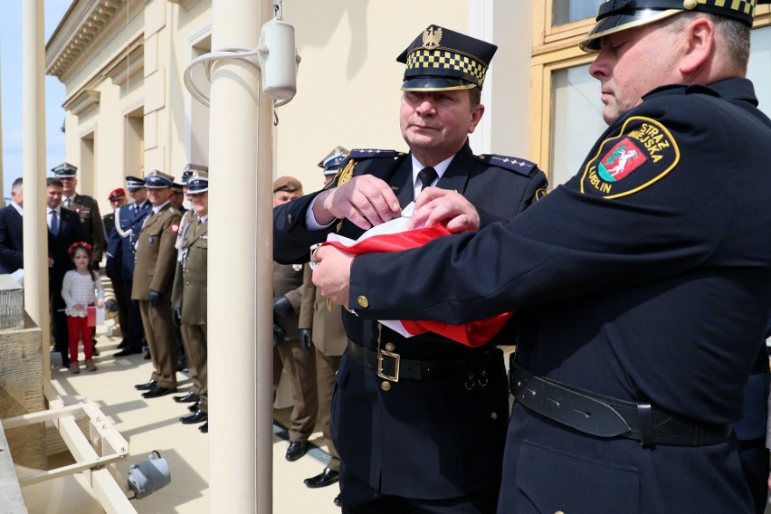 Dzień Flagi z Urzędem Miasta Lublin. Pod ratuszem pojawił się spory tłum [ZDJĘCIA]