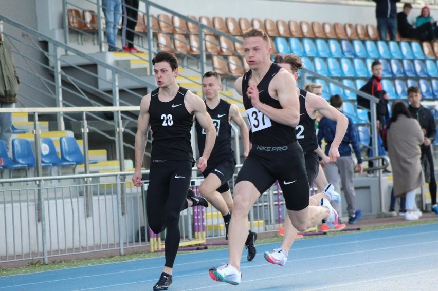 Lekkoatleci zainaugurowali sezon letni. Zobacz zdjęcia