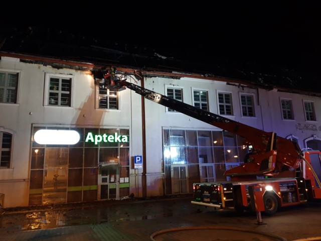Straty po pożarze galerii handlowej w Ełku wynoszą dwa miliony złotych