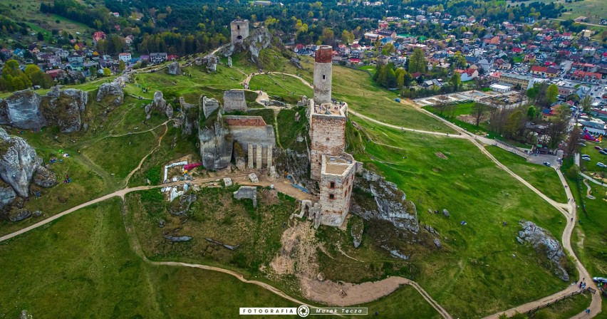 Zamek w Olsztynie z lotu ptaka wygląda bajecznie. Te zdjęcia zachęcą Was do odwiedzenia jurajskiego miasta