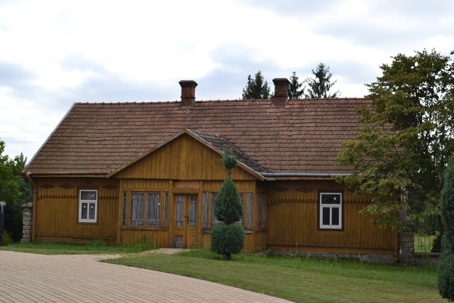 W dawnej wikar&oacute;wce powstaje muzeum Ignacego Łukasiewicza.