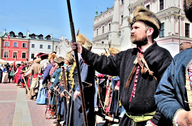 Grupy rekonstrukcyjne w Hetmańskim Grodzie działają prężnie. Na zdjęciu jedno z widowisk pt. "Szturm Twierdzy Zamość"