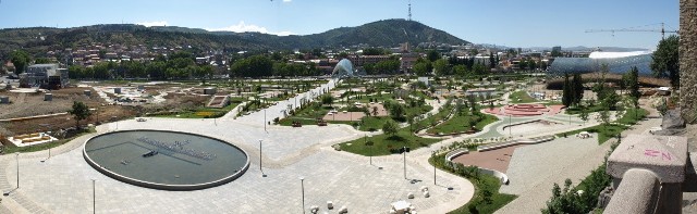 Panorama skweru w Tbilisi