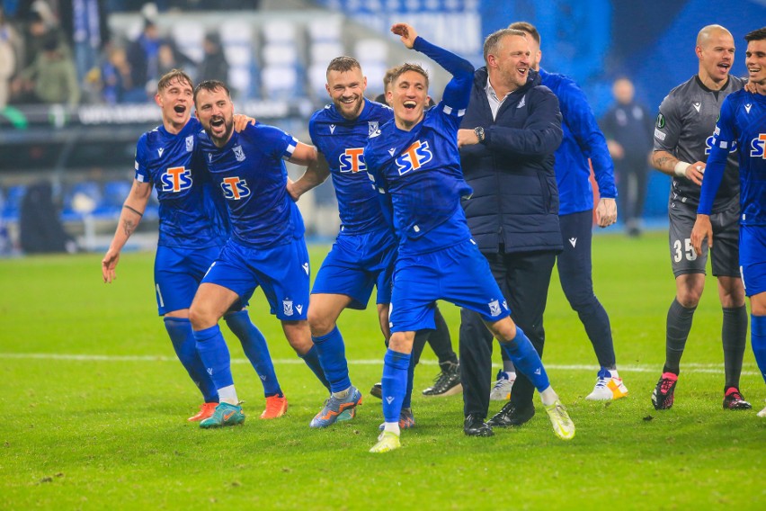 Czy Lech Poznań gra tak naprawdę w trzeciej lidze? [wideo]