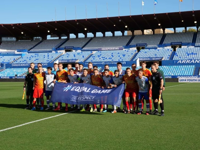 Piłkarze Korony przegrali z Realem Saragossa 0:1. Ten wynik daje nadzieję na awans. Rewanż 23 października w Kielcach [ZDJĘCIA, WIDEO]