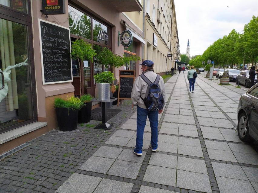 Restauracje przygotowują się do poniedziałkowego otwarcia w...