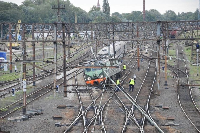 Pociąg InterCity wykoleił się w Głogowie. Duże opóźnienia na linii Wrocław - Szczecin