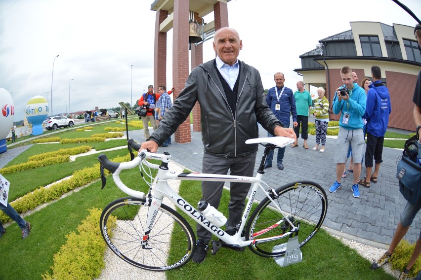 Tour de Pologne. Rower od Czesława Langa dla papieża Franciszka [ZDJĘCIA]