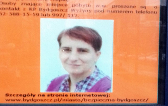 Komunikaty o zaginionej Alinie Rafińskiej pojawiły się m.in. w systemie ITS na przystankach komunikacji miejskiej.