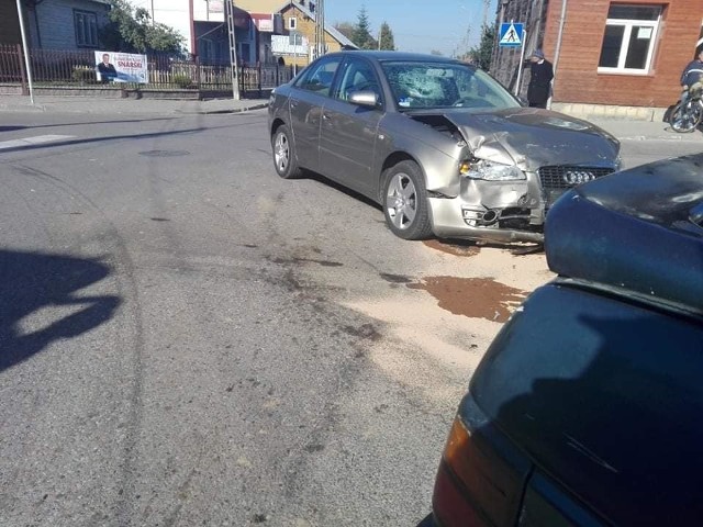 Do wypadku na skrzyżowaniu ulic Mickiewicza i Jana Pawła II w Brańsku doszło w czwartek około godz. 10.50.