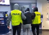 Kobieta potrąciła policjanta w Jaworznie. Policjanci drogówki strzelali w koła, ale kobieta uciekła