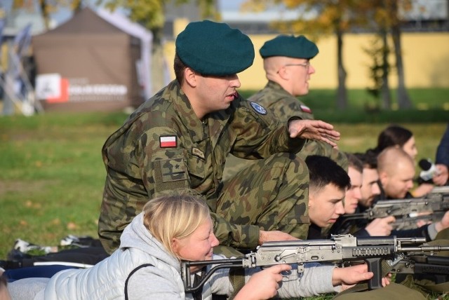 Szkolenie w 15 Sieradzkiej Brygadzie Wsparcia Dowodzenia cieszyło się ogromnym wzięciem