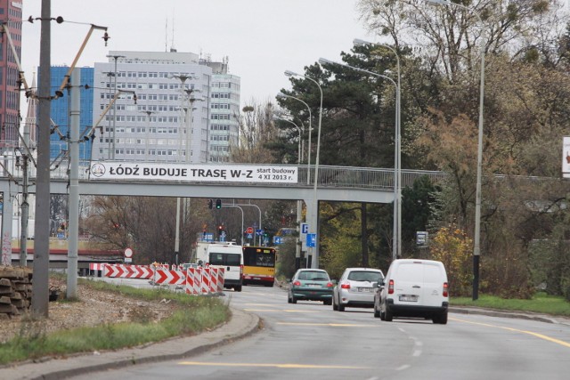 Przedsiębiorcy przy trasie W-Z nie są aż tak dumni z budowy jak głosi billboard