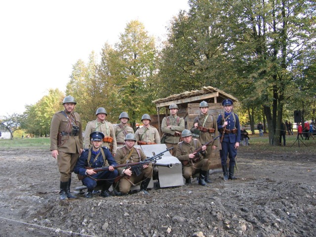 Radomianie wraz z Grupą Rekonstrukcyjną z Tychów, brali udział w inscenizacji na kieleckiej Tokarni.