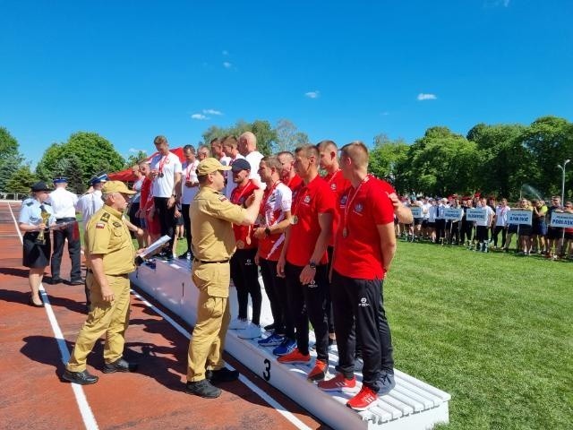 Świętokrzyscy strażacy wicemistrzami Polski w sporcie pożarniczym. Zobacz zdjęcia