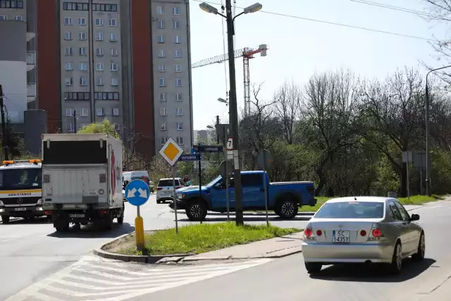 W Krakowie jest wiele skrzyżowań, które są niebezpieczne i powodują drogowe zatory