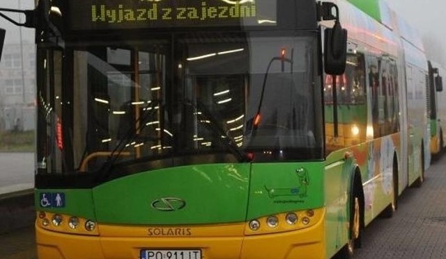 Zaplanowane prace na skrzyżowaniu ulic Księcia Mieszka I i Alei Solidarności sprawią, że zmieniona zostanie trasa autobusów linii 235. W nocy z piątku (30 listopada) na sobotę (1 grudnia) autobusy w obu kierunkach pojadą objazdami.