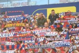 Mecz Zagłębie - Raków bez kibiców gości. Dlaczego fani z Częstochowy nie mogą wejść na stadion w Lubinie?