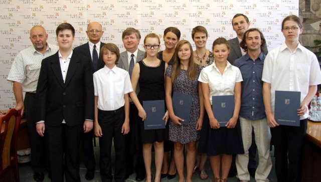 Stypendia prezydenta Lublina otrzymało 16 osób